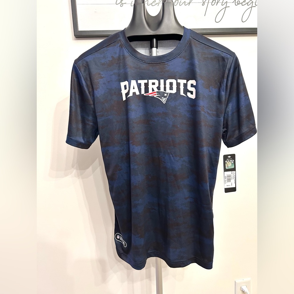 NWT NFL Team Apparel New England Patriots Navy Blue T-Shirt Youth